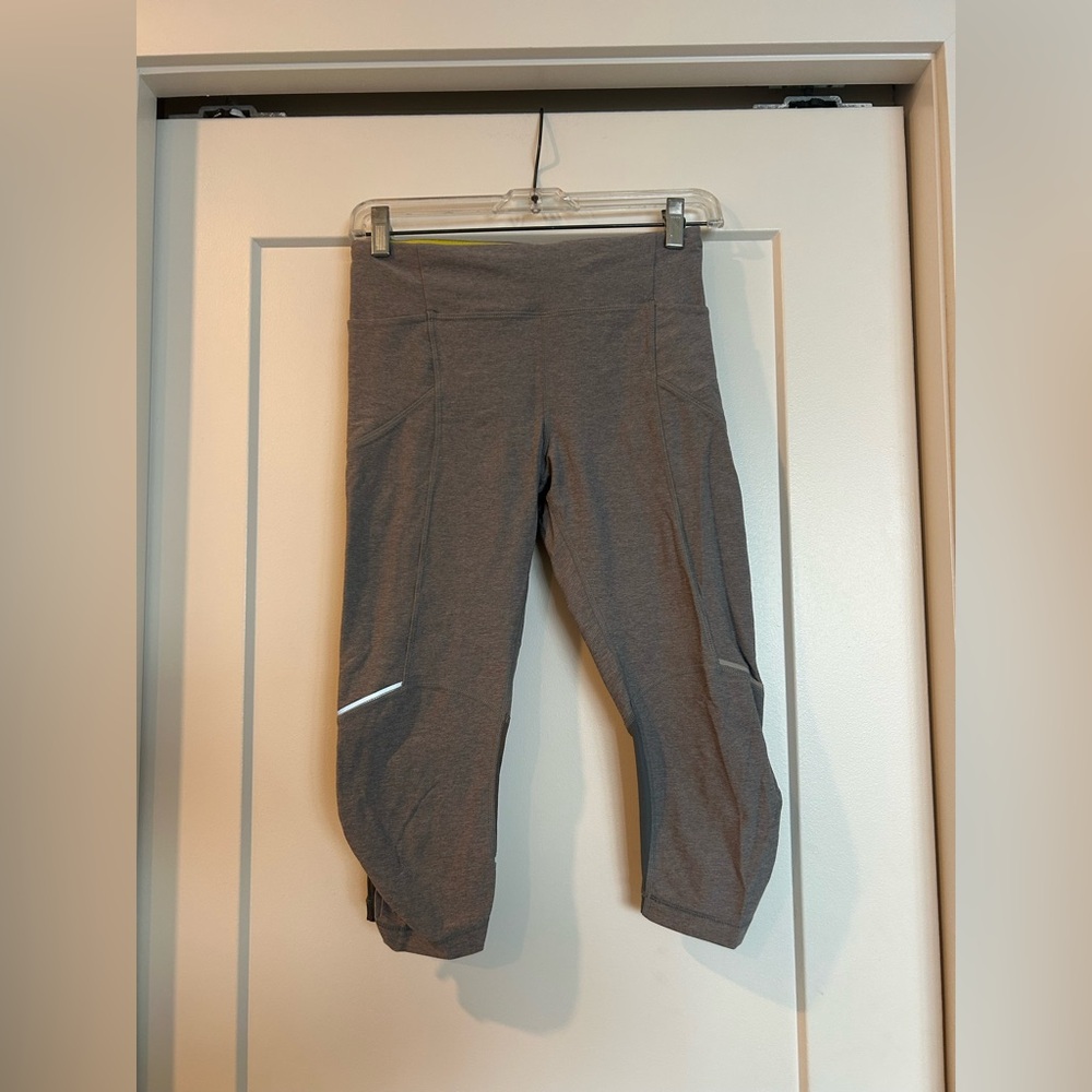 Lululemon Capri Length Workout Pants *Damaged